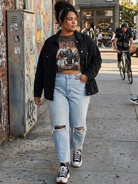 Wild Fable  Liggtbwash Ripped Straight Jeans Size 26